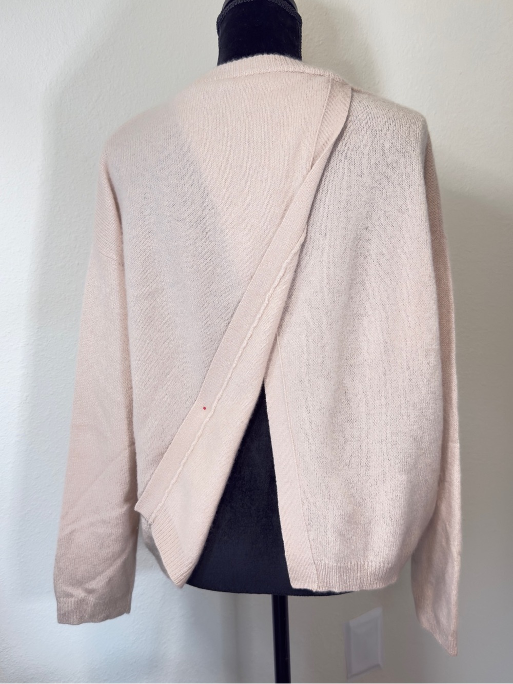 NakedCashmere Open-Back Scoop-Neck Sweater - Light Cream. 100% Cashmere